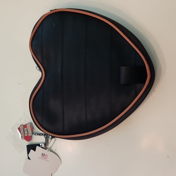 Signed Harveys Seatbelt Sweetheart Convertible Tote Tough as a Mother Signed New - Picture 2 of 5